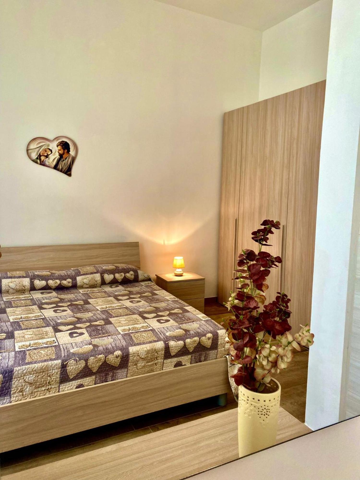 Annale Apartment Марсала Екстериор снимка